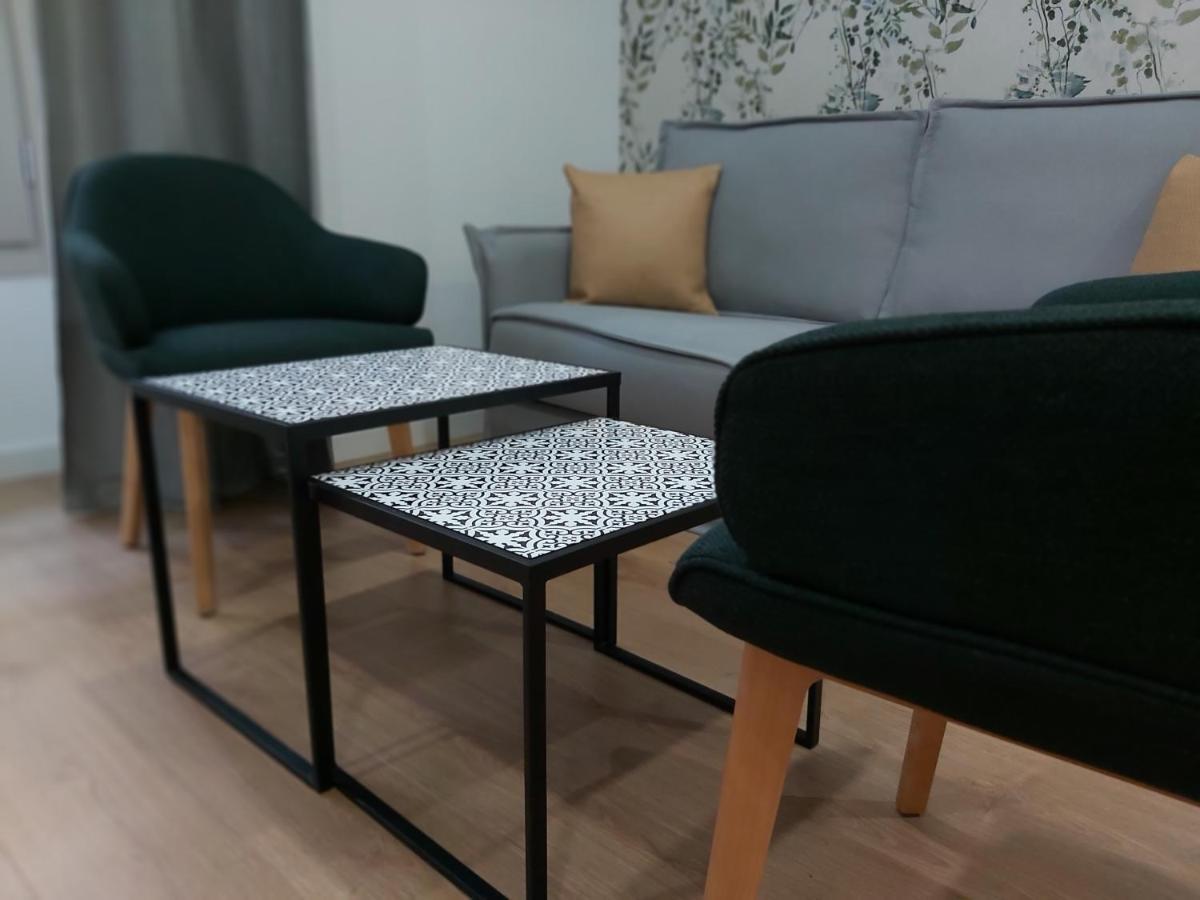 דירות מאלגה Del Parque Flats Teatro Plaza Premium מראה חיצוני תמונה